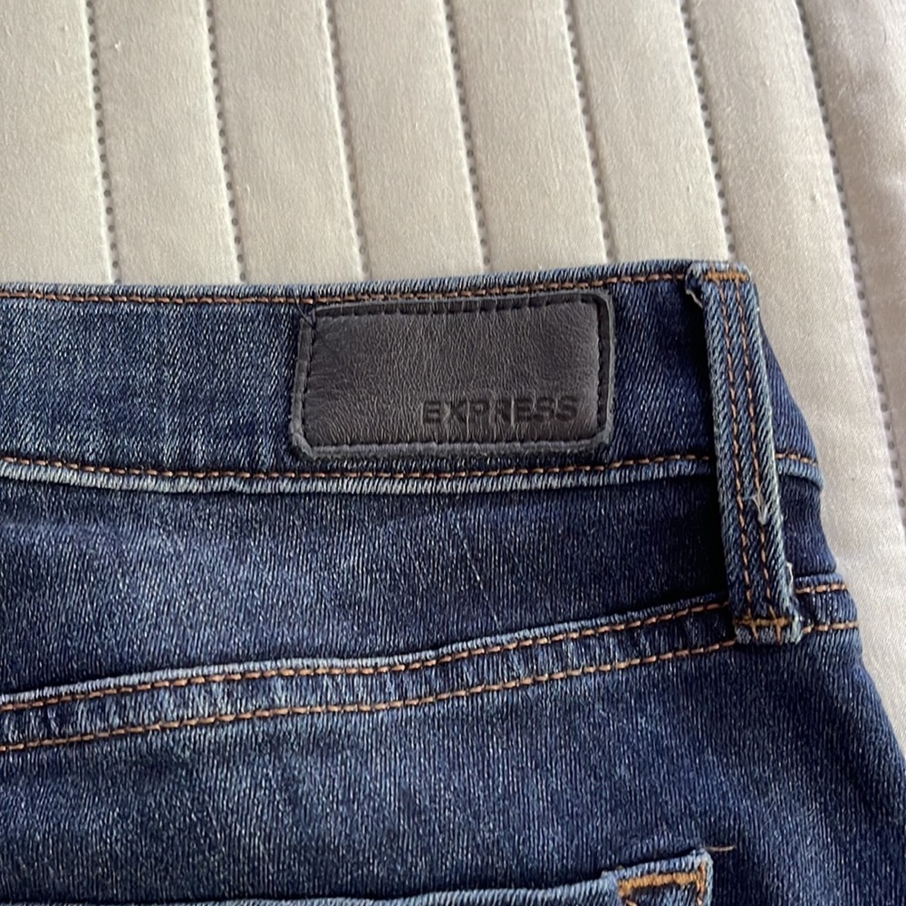 Express Jeans. - Picture 3 of 5